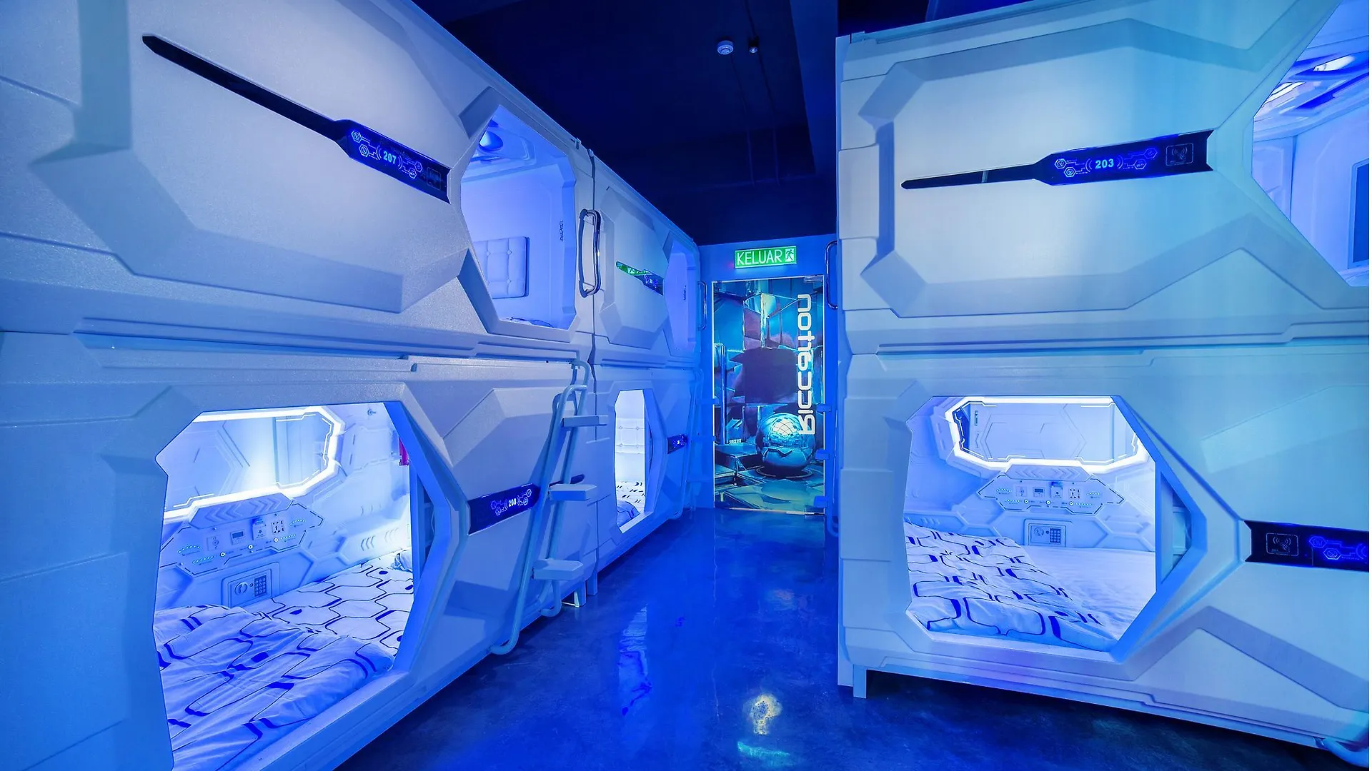 Riccarton Capsule Hotel Kuala Lumpur